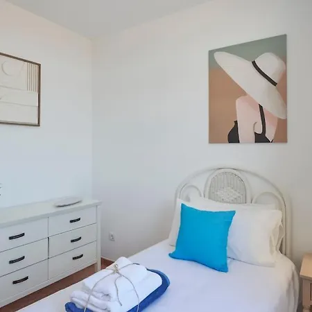 Casa Maria Duplex With Sea & Mountain Views, 15 Minutes Walk From The Marina Rubicon Дом отдыха Коста Бланка