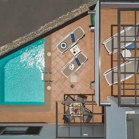 Casa Maria Duplex With Sea & Mountain Views, 15 Minutes Walk From The Marina Rubicon * פלאיה בלנקה