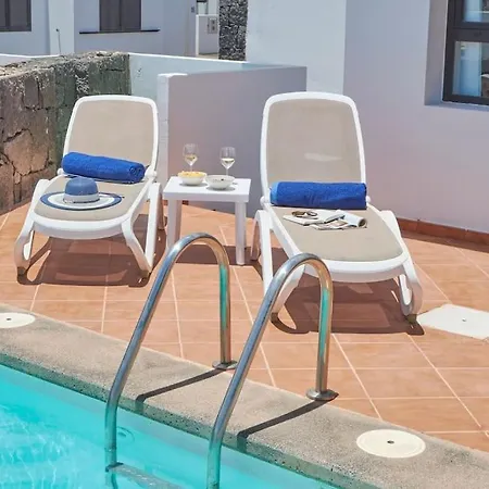 Casa Maria Duplex With Sea & Mountain Views, 15 Minutes Walk From The Marina Rubicon * Коста Бланка