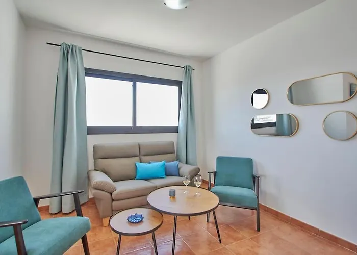 Casa María Duplex With Sea&mountain Views, 15 Minutes Walk From The Marina Rubicón