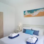 別荘 Casa Maria Duplex With Sea & Mountain Views, 15 Minutes Walk From The Marina Rubicon