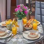 Casa Maria Duplex With Sea & Mountain Views, 15 Minutes Walk From The Marina Rubicon 別荘 *