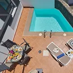 別荘 Casa Maria Duplex With Sea & Mountain Views, 15 Minutes Walk From The Marina Rubicon プラヤ・ブランカ
