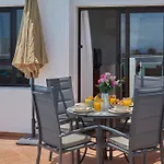 Casa Maria Duplex With Sea & Mountain Views, 15 Minutes Walk From The Marina Rubicon 別荘 *