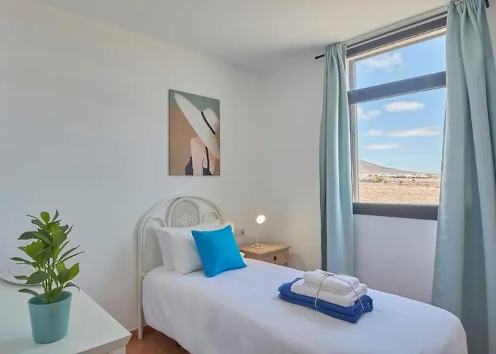 Casa vacanze Casa Maria Duplex With Sea & Mountain Views, 15 Minutes Walk From The Marina Rubicon *